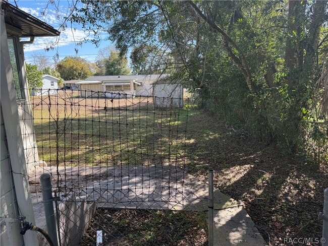 Building Photo - 7 N Jackson St