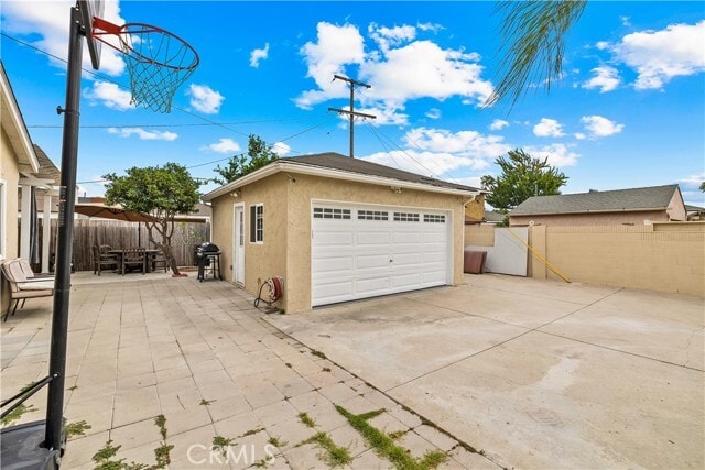 Building Photo - 6165 Autry Ave