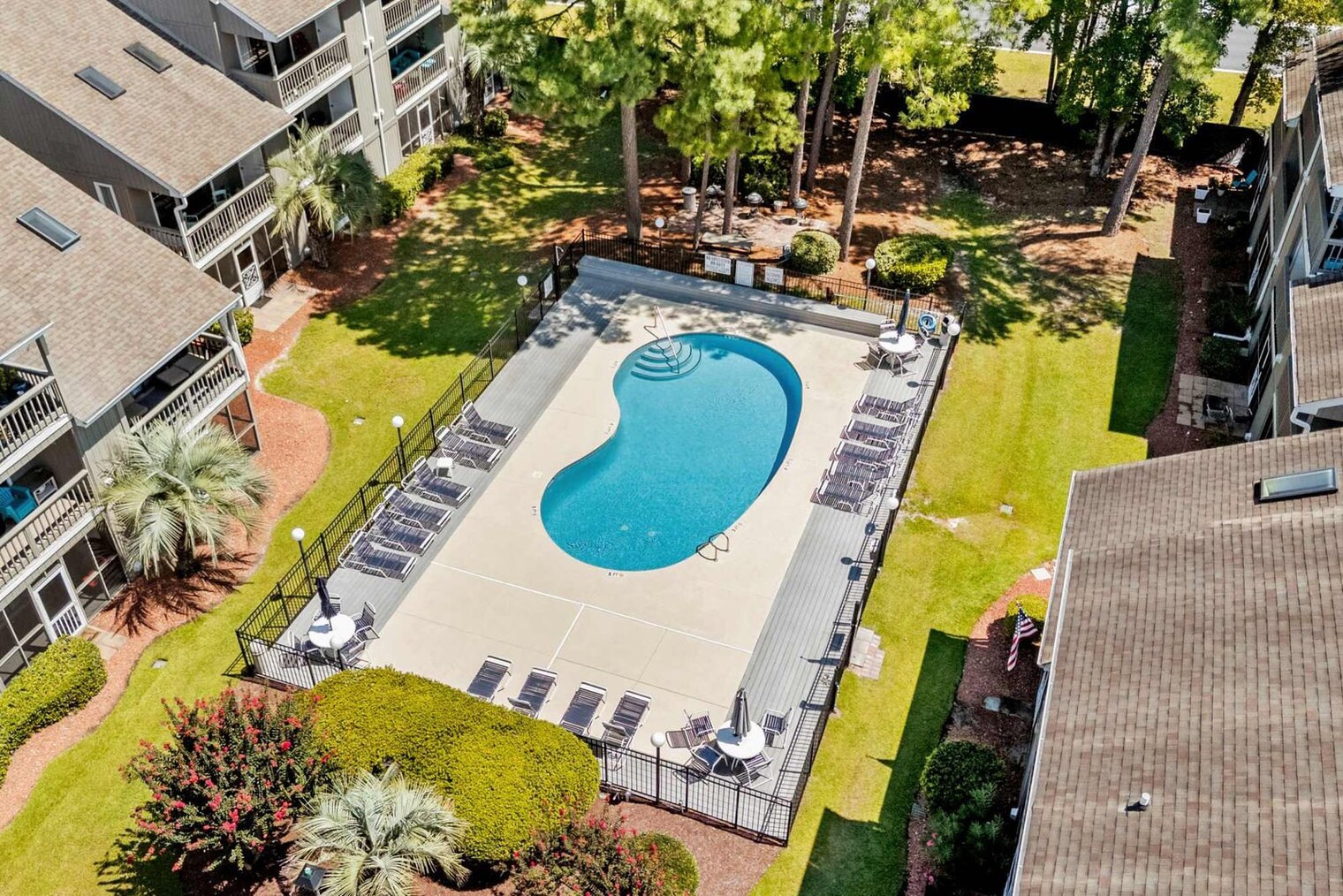 Building Photo - 1890E Auburn Ln