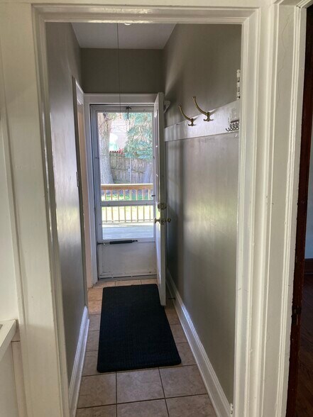 Building Photo - 243 Fairchild Ave