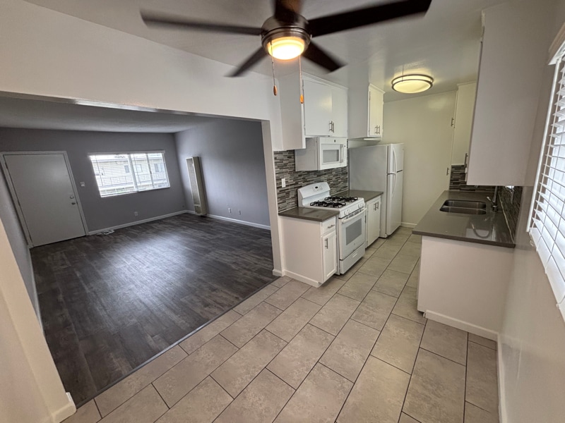 Building Photo - 3313 Artesia Blvd