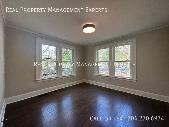 Building Photo - 3801 Tuckaseegee Rd