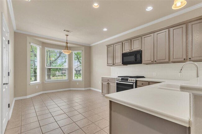 Building Photo - 409 Rio Grande Loop