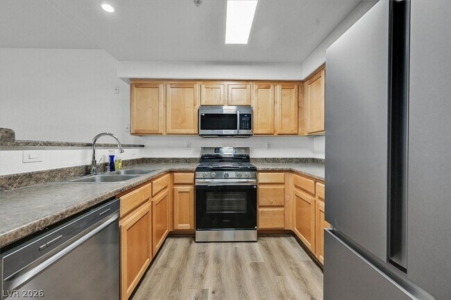 Building Photo - 8777 W Maule Ave