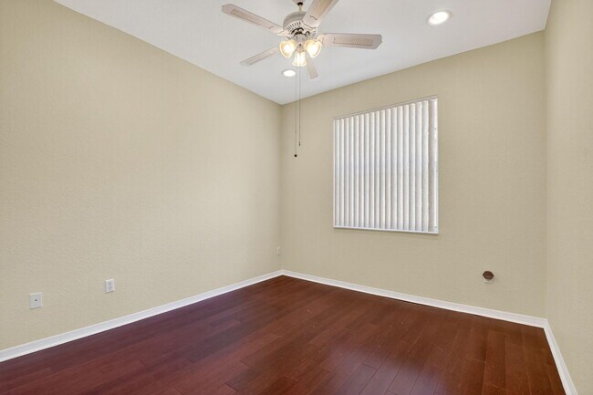 Building Photo - 8403 Siciliano St