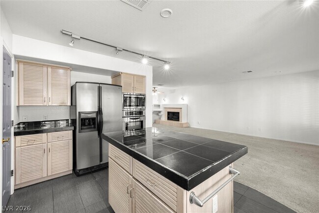 Building Photo - 7600 Painted Dunes Dr