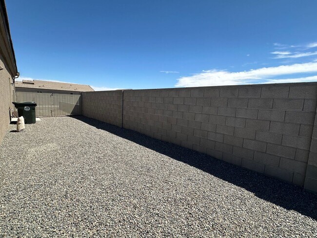 Building Photo - Come Check Out this Beautiful 2025 New Build!!!! *MOVE IN SPECIAL, $500 OFF OF THE FIRST MONTH RENT*