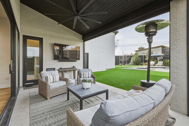 Building Photo - 7340 Syracuse Dr