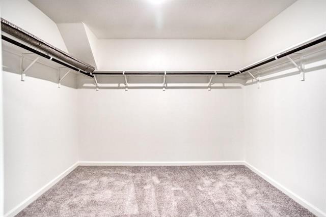 Building Photo - 720 Holly St