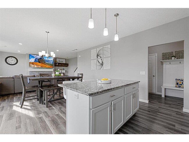 Building Photo - 2722 Jaber Ave NE