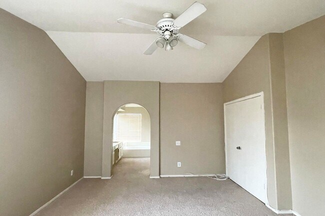 Building Photo - 11417 W Sage Ct