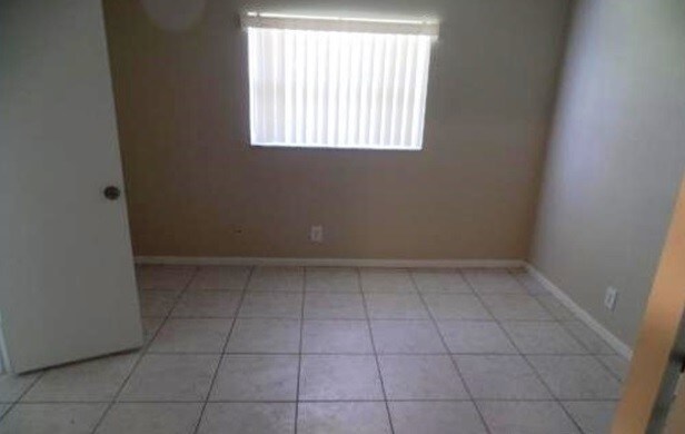 Building Photo - 7401 NW 84th St