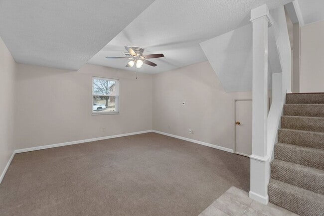 Building Photo - 3 Bedroom House in Cape