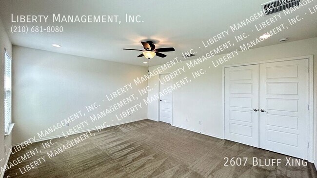 Building Photo - 2607 Bluff Cross