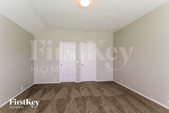 Building Photo - 1106 Sun Prairie Dr