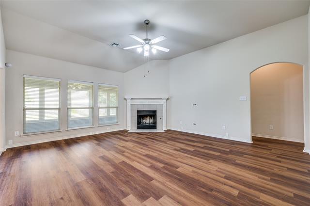 Building Photo - 9720 Colonywood Dr