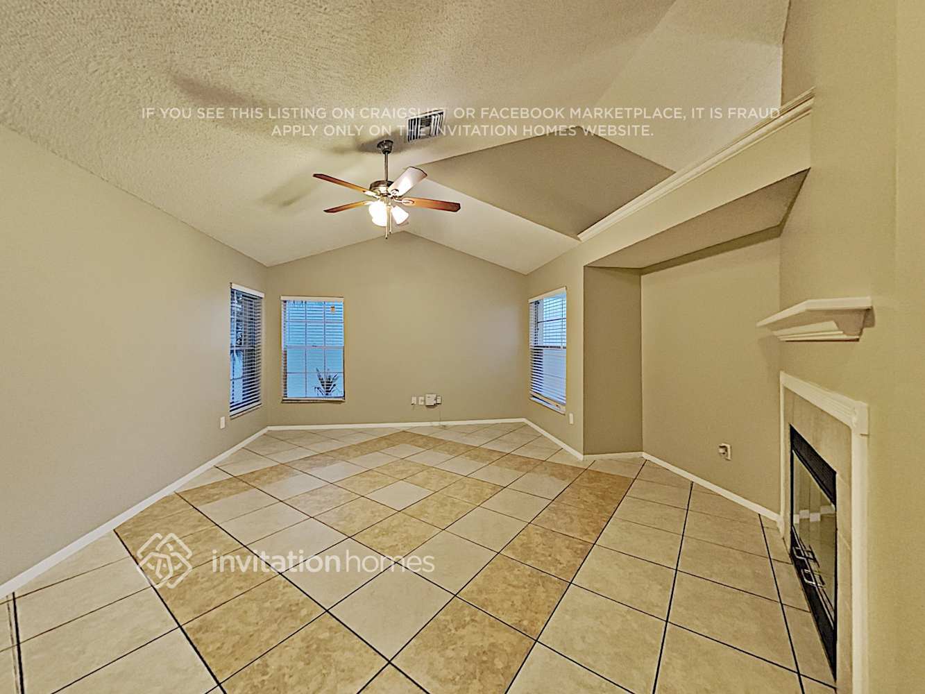 Building Photo - 1410 High Knoll Dr