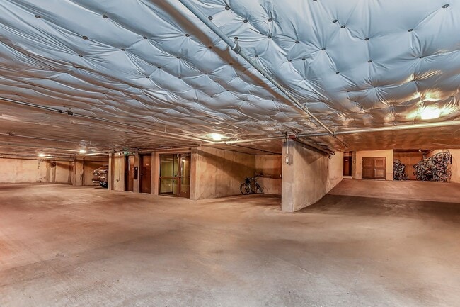 Building Photo - 1 Bedroom Condo in Downtown Boise:::: Balcony View of the City