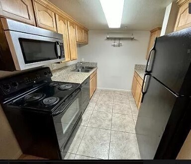 Building Photo - 5740 S 900 E