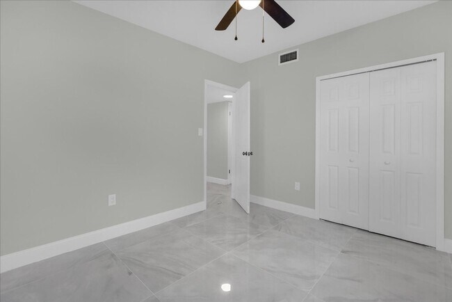 Building Photo - Fantastic 3 Bed / 2 bath Home - Section Eight Accepted