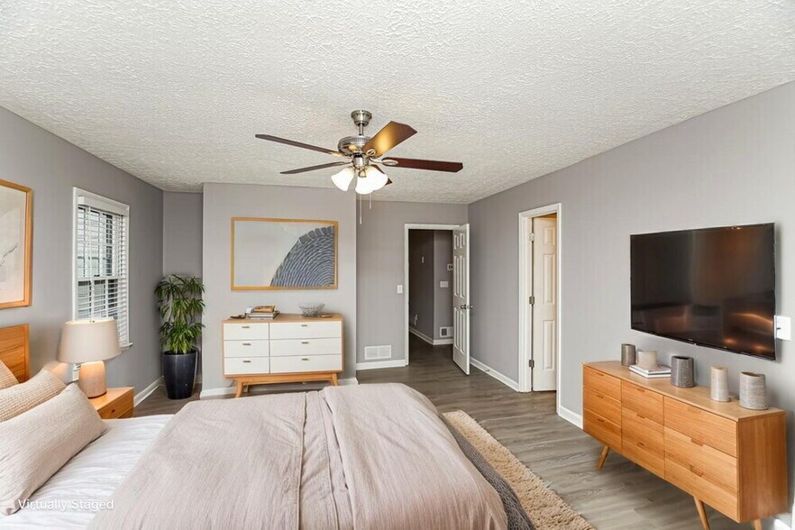 Building Photo - 941 Hickory View Ct NW