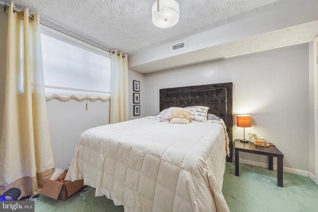 Building Photo - 5501 E Boniwood Turn