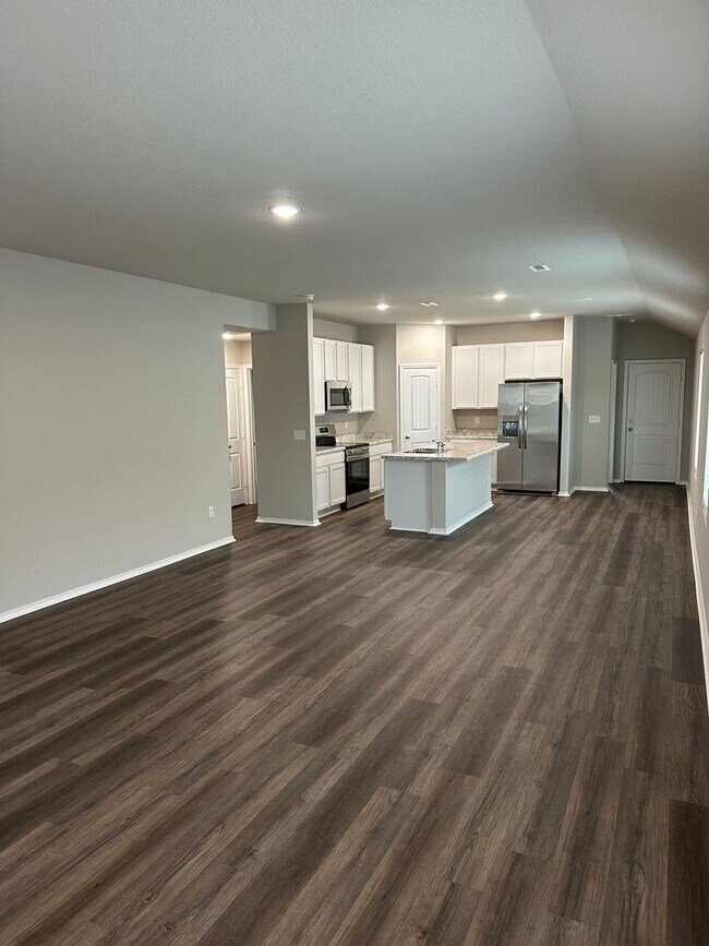 Building Photo - Don’t Wait — Available Now! 3 Bedroom, 2 Bath Home in North Little Rock