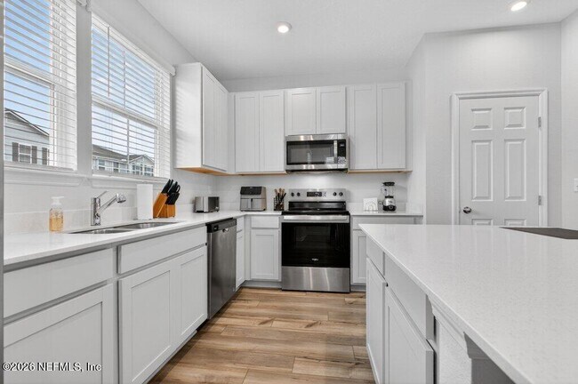 Building Photo - 91 Cordelle St