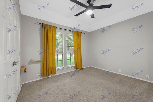 Building Photo - 6603 Fairlawn Dr
