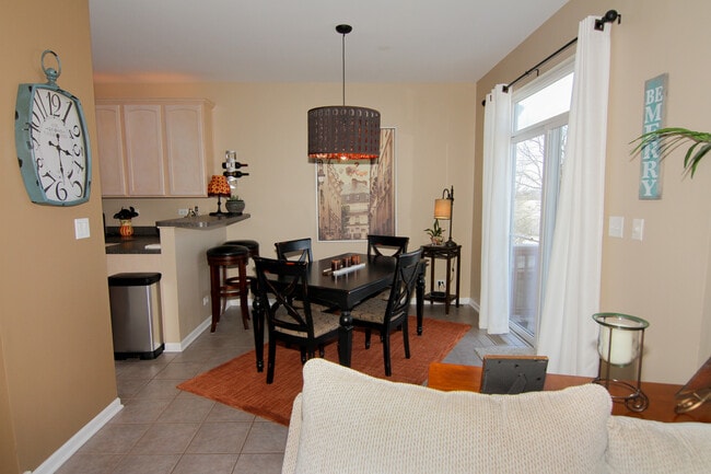 Building Photo - 2930 Glacier Way
