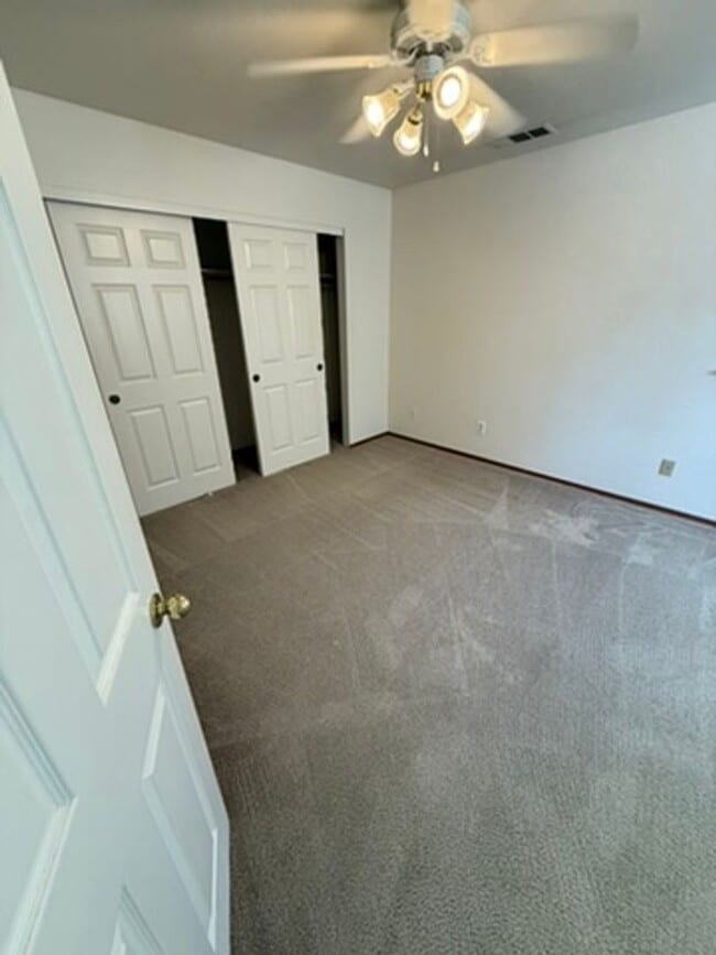 Building Photo - 4264 Stonewalk Ct