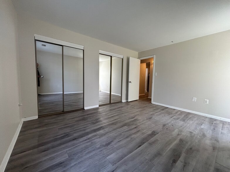 Building Photo - 7908 Pearlbush Dr
