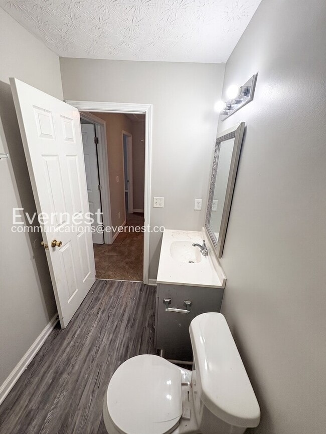 Building Photo - Charming 4-Bedroom Home with Modern Comforts / Pet-Friendly / Vouchers Accepted / Available Now!