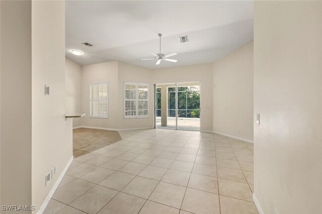 Building Photo - 366 Burnt Pine Dr