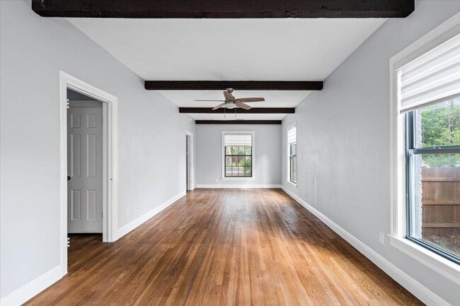 Building Photo - 10302 Aspen St