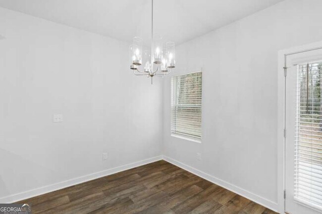 Building Photo - 197 Weldon Rd