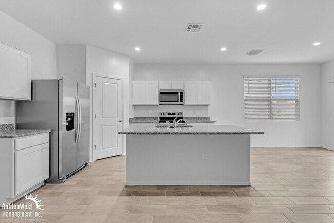 Building Photo - Beautiful 3Bdm 2Ba Home with Modern Updates in Coolidge!