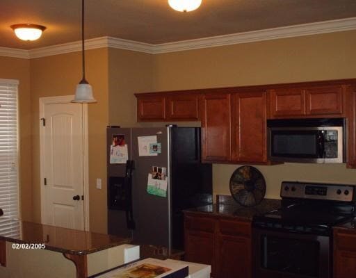 Building Photo - 649 N Longfellow Ln