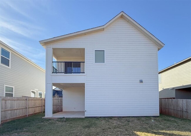 Building Photo - 13112 Maplewood Ave