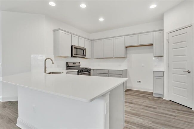 Building Photo - 17916 Curio Dr