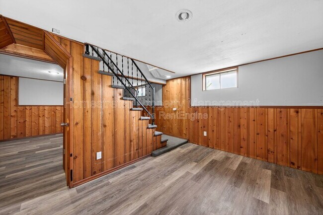 Building Photo - 10201 Surf Dr