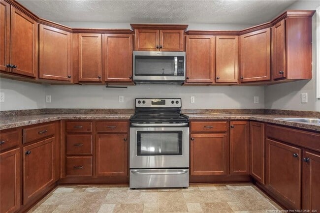 Building Photo - 2105 Calista Cir