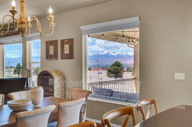 Building Photo - 10744 Echo Canyon Dr