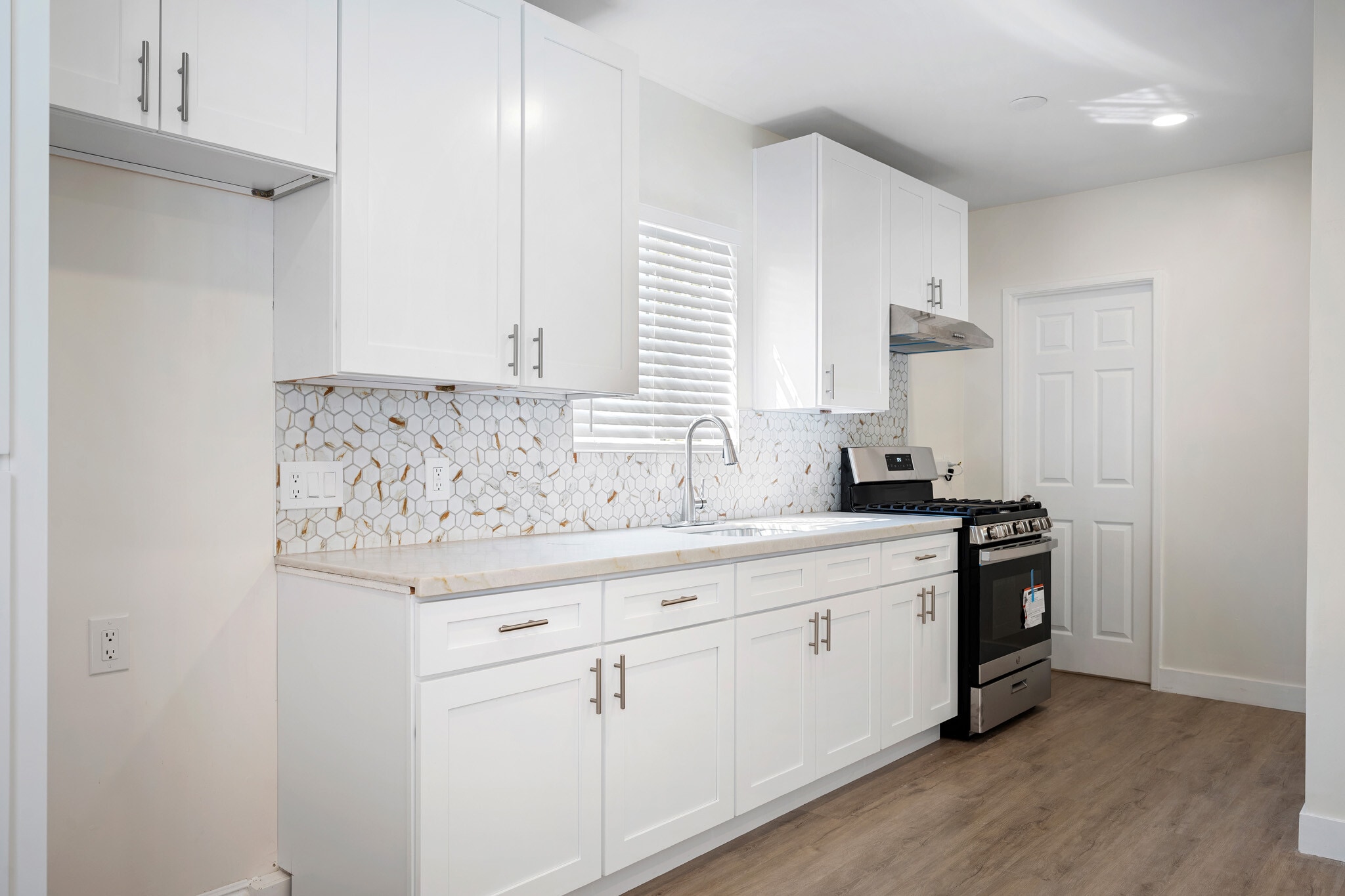 Building Photo - 941 Verdugo Circle Dr