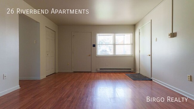 Building Photo - Spacious 2 Bedroom Apartment! Move in today!