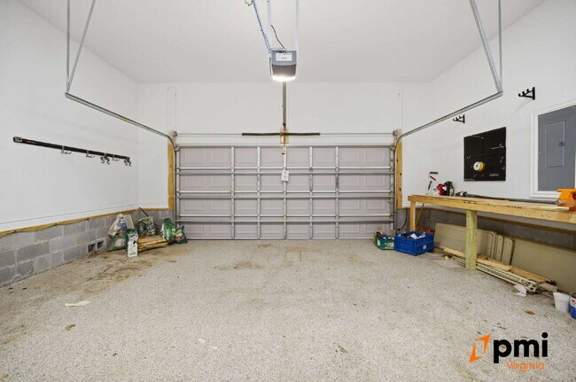 Building Photo - Stunning 5 Bedroom Waterfront Home with 2 car garage