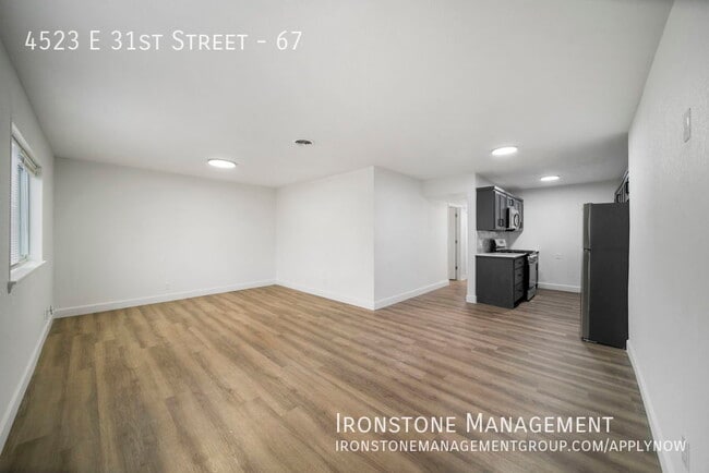 Building Photo - 4523 E 31st St