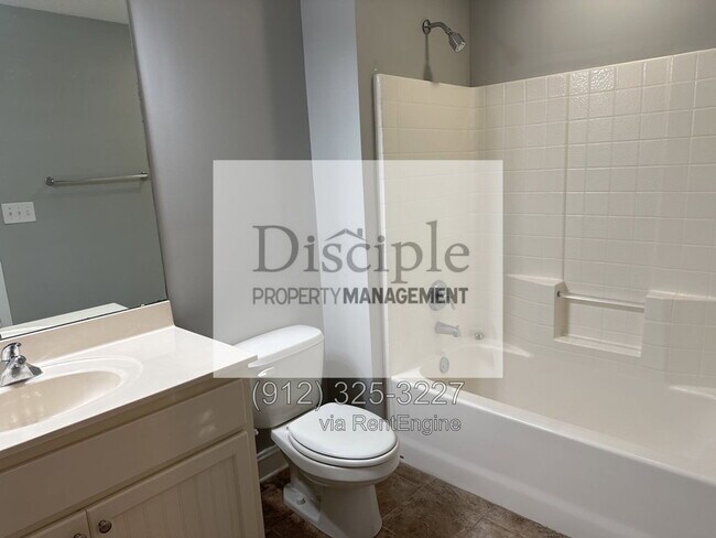 Building Photo - 273 Vining Way