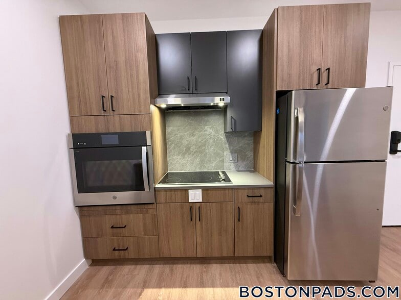 Building Photo - 199 Gardner St