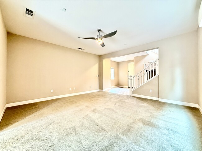 Building Photo - 7107 Oswego Ct